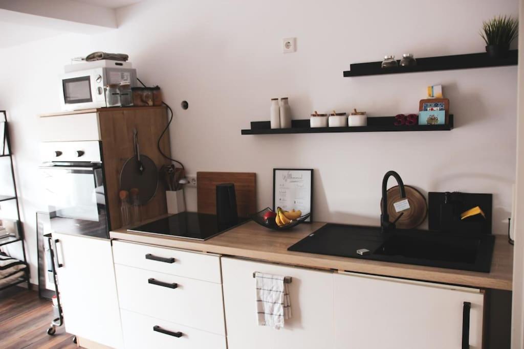 Schoene Wohnung Top Lage Koeln Work & Relax & Travel フレッヒェン エクステリア 写真